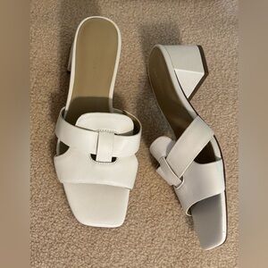 Ann Taylor Leather Sandals 6